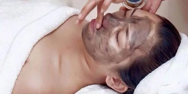 Mặt nạ hút chì